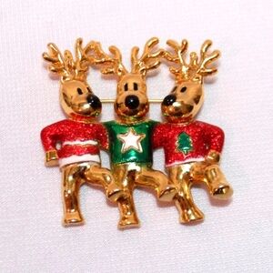 VINTAGE SIGNED "AJC" CHRISTMAS ORIGINAL UGLY SWEATER DANCING REINDEER BROOCH
